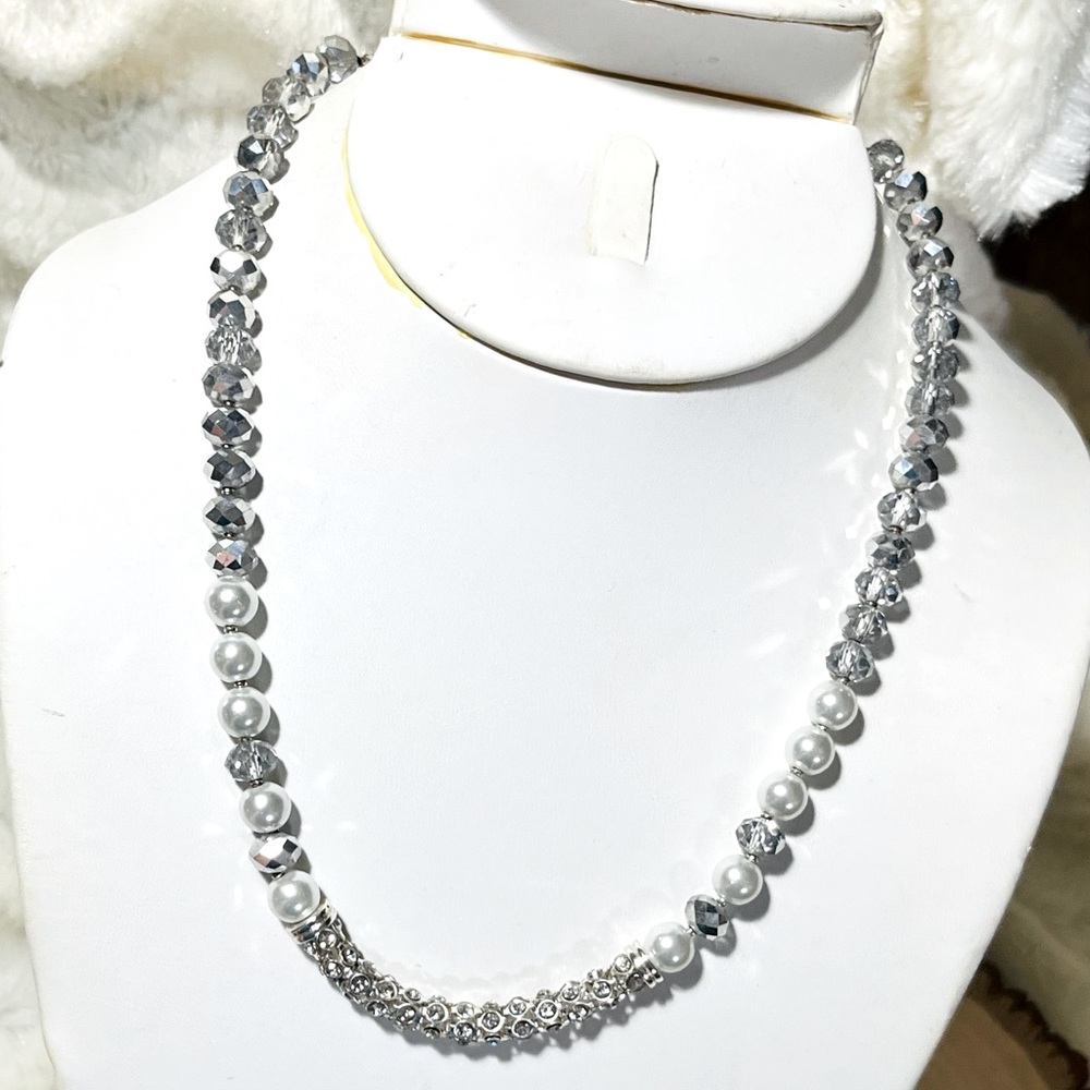 Anne Klein crystal bead imitation Pearl necklace silver bling NWT